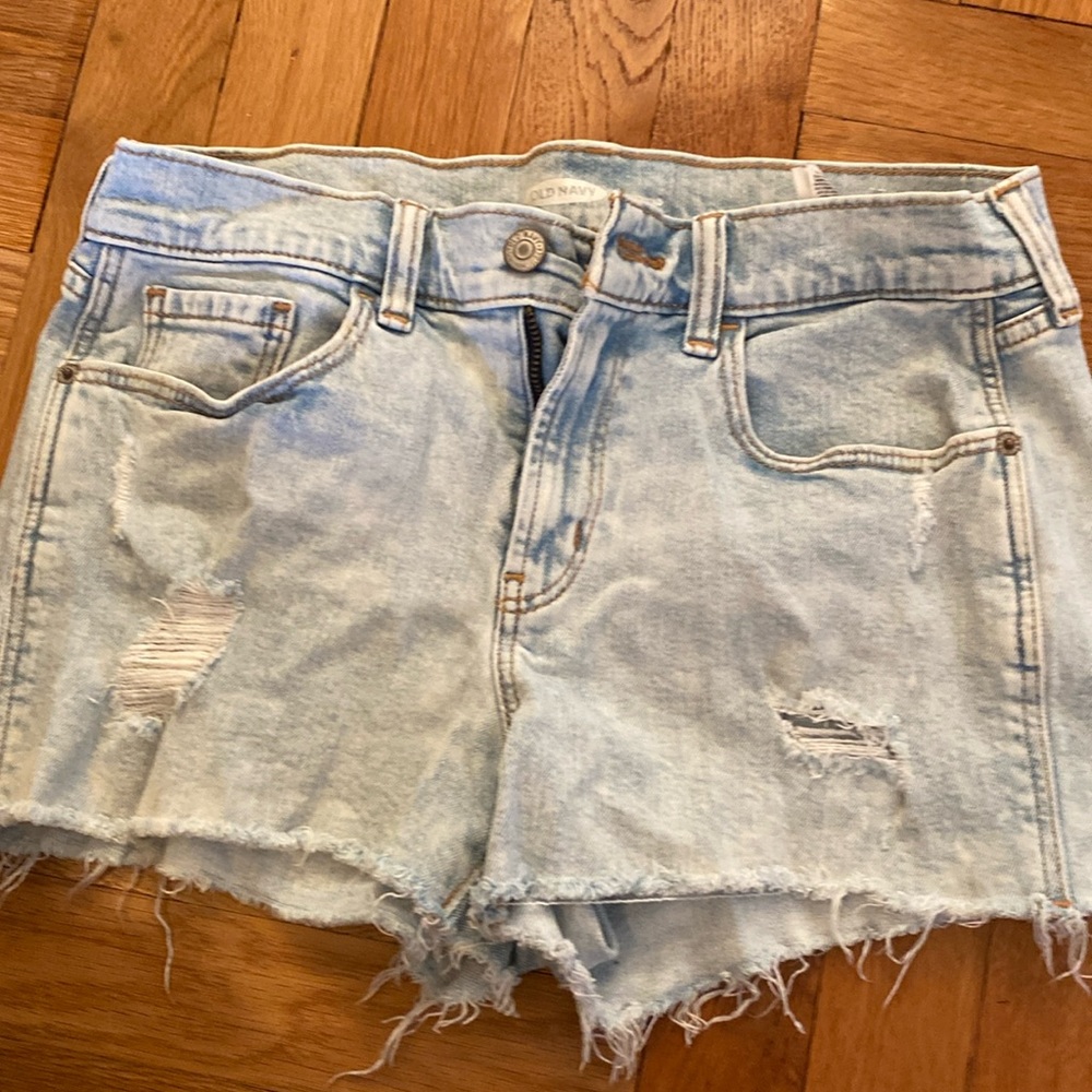 Old navy distressed boyfriend jean shorts